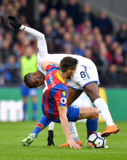 平与稳定贡 平与稳定贡