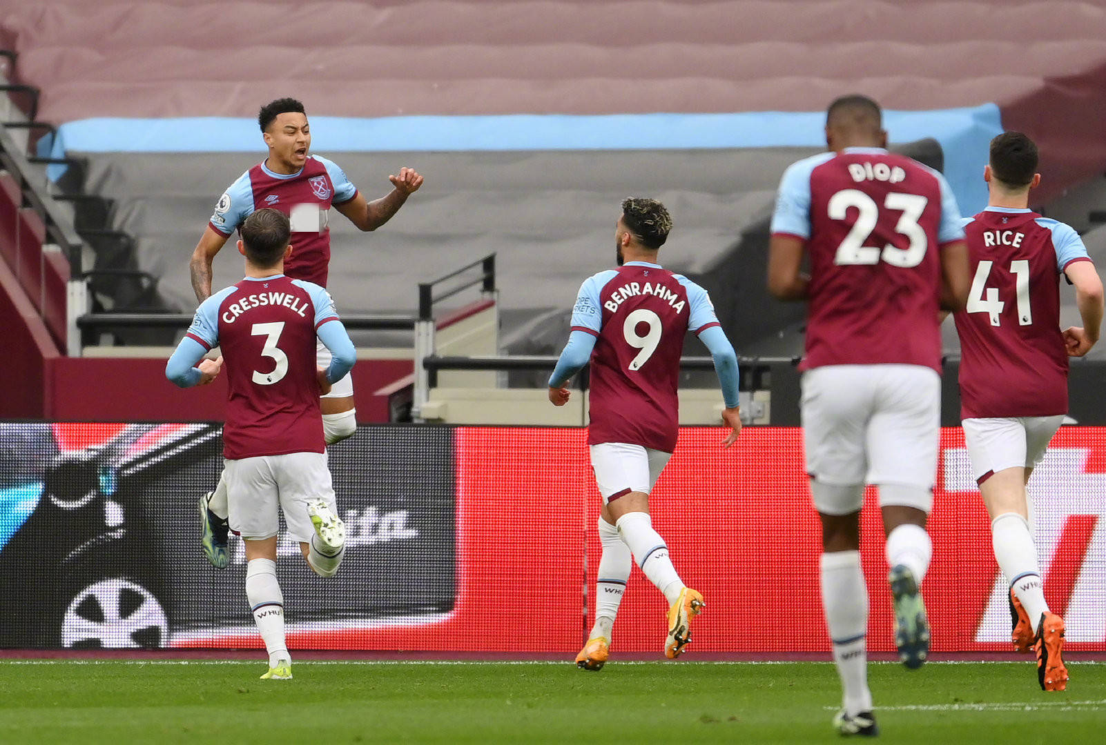 围内享有盛 围内享有盛